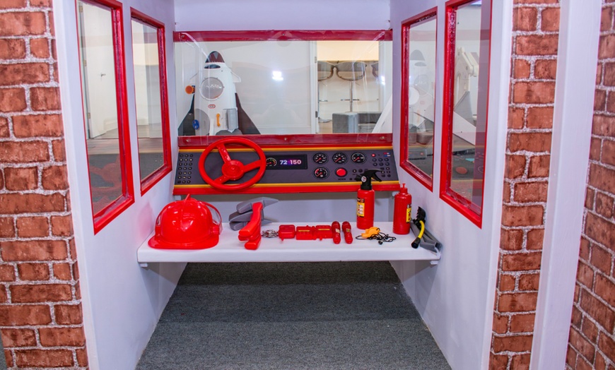 Image 2: Wonder Kids Playland: Themed Playhouses for Creative Fun