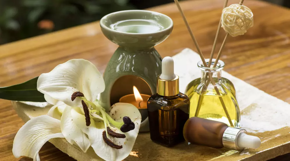 Discover relaxation at Sculptivated Massages By Cleo with options like Swedish, deep-tissue and couples massages, up to 40% off - Primary Image
