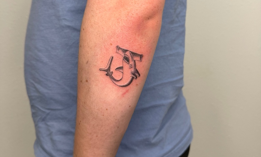 Image 6: Custom Fine Line & Minimalist Tattoos with Expert Line Work