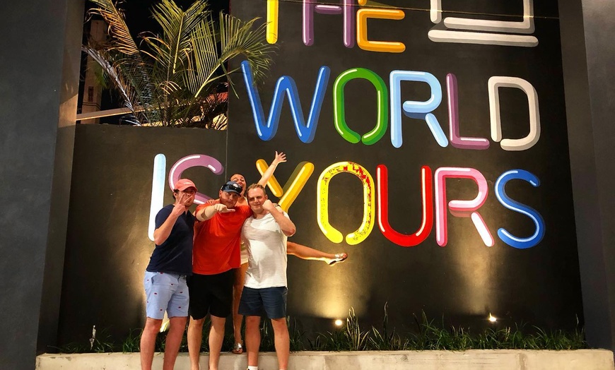 Image 4: Pedal, Sip, and Explore Wynwood’s Art, Bars, and Brunch in style!