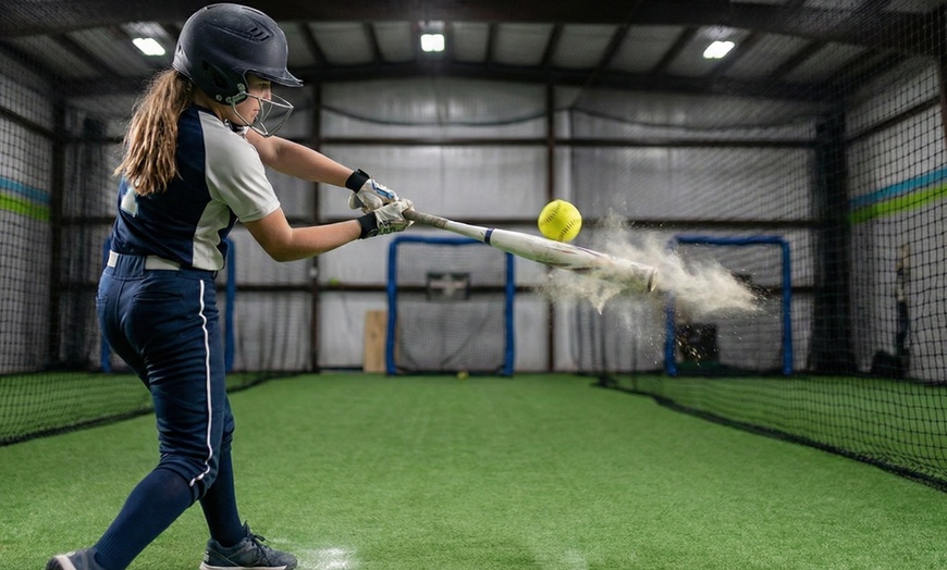 Image 4: Ultimate Bat & Paddle Mashup: Batting & Pickleball Fun for All