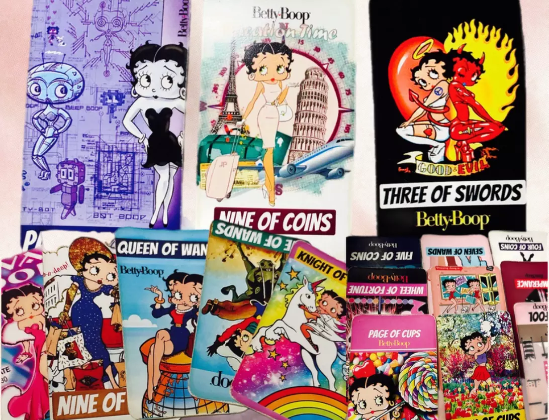 Up to 33% Off on Tarot Card Reading at Psychic readings by Kim - Primary Image