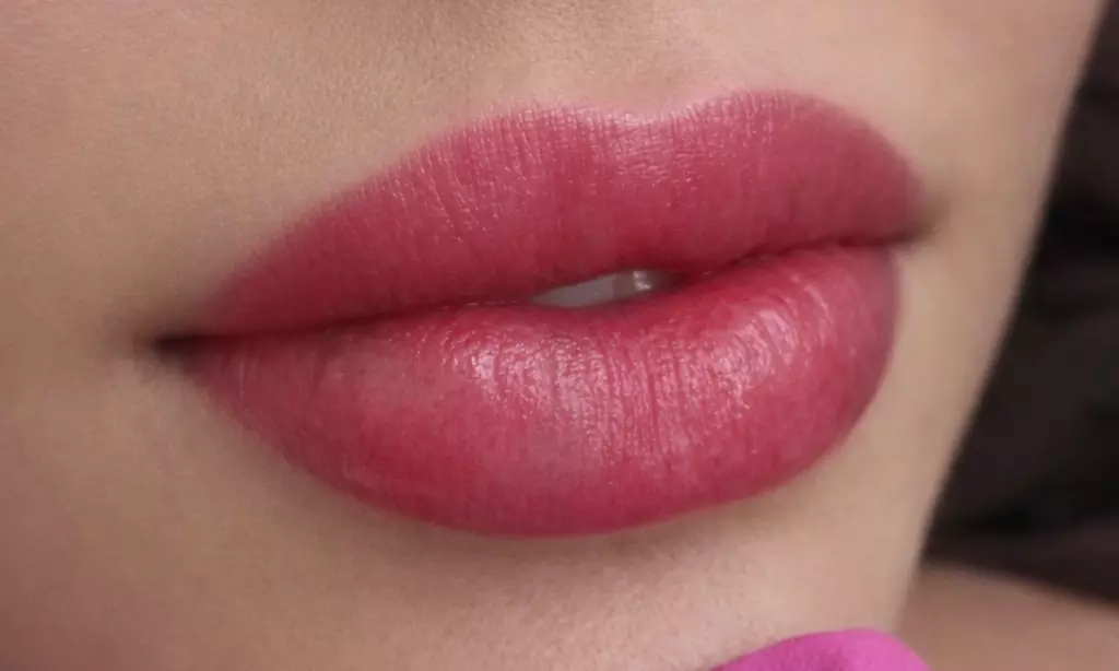Lip Blush Semi-permanent Makeup at Melt Spa- Up to 35% Off at Melt Spa