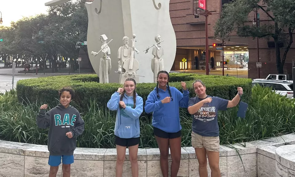 Self-Guided City Scavenger Hunt Adventure for Up to Four Teams