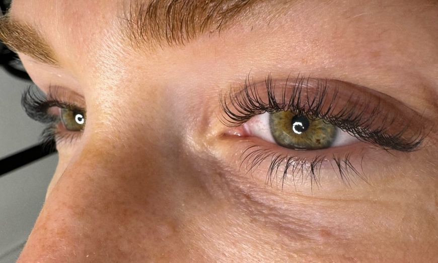 Image 6: Get an Eyelash Perm & Brow Perm w/ Tint (Lash Lift & Brow Lamination)