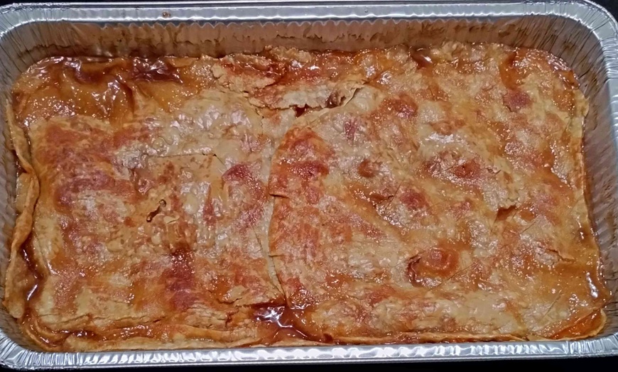 Image 3: Enjoy a Delicious Peach Cobbler that Serves 40-50 People