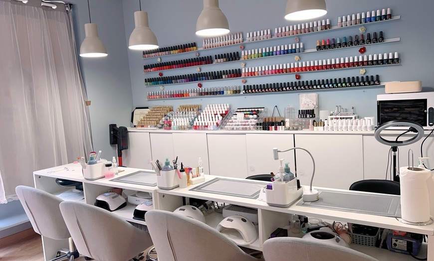 Image 1: Beauté des pieds pour homme chez Nails Art
