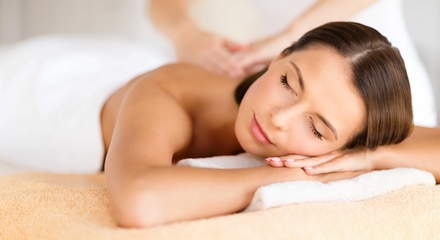 75-min Pamper Package (Back massage, Deluxe Facial with LED) - Skin Spa by Nargess