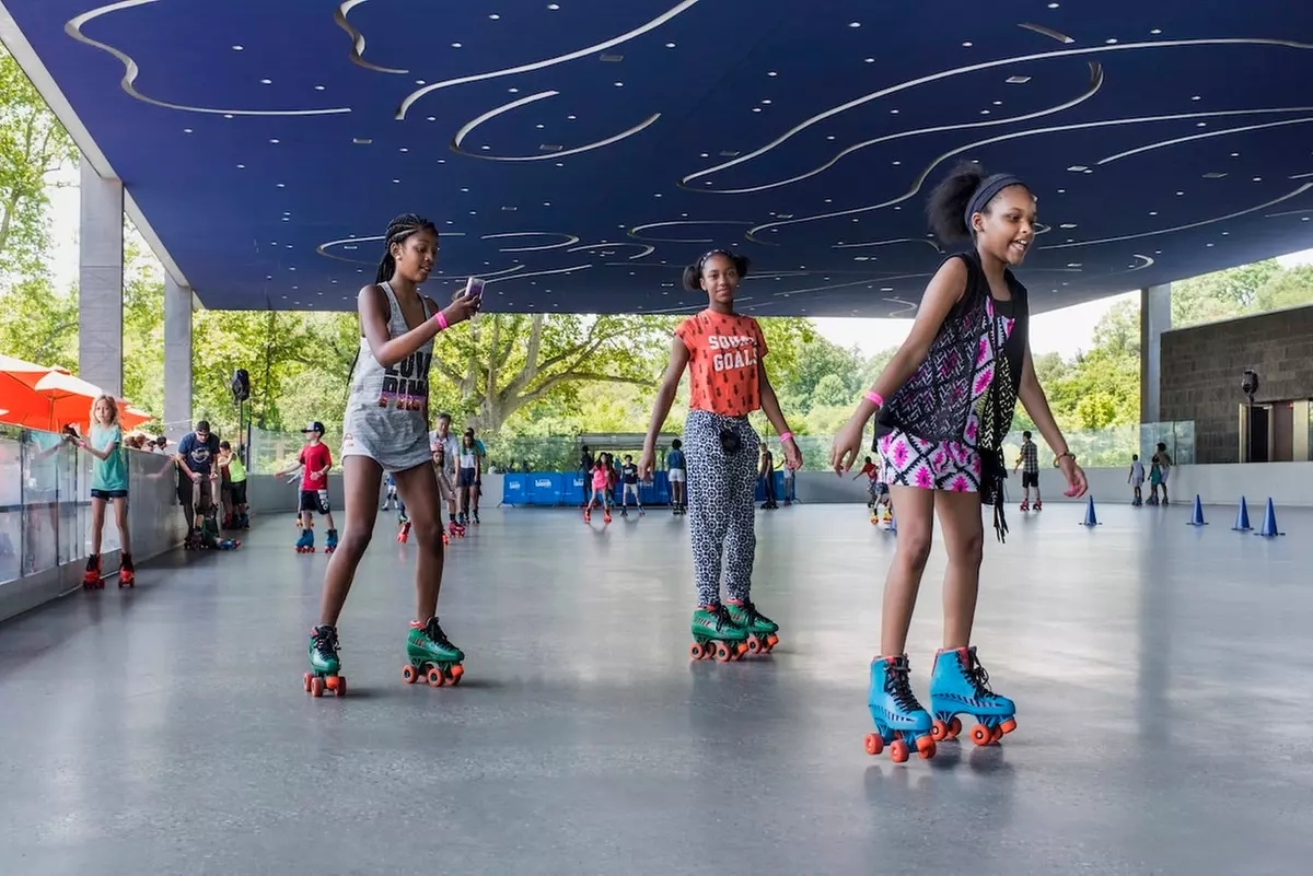 Weekday/Weekend Admission and Skate Rental for Two or Four People