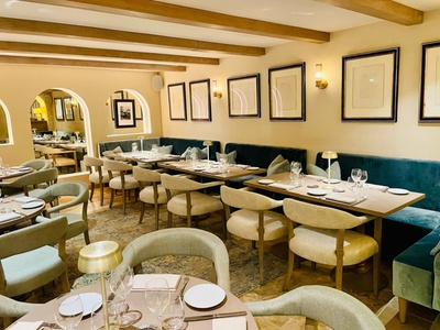 En semaine : menu dégustation en 5 services et mignardises pour 2 personnes - L'Amandier de Mougins