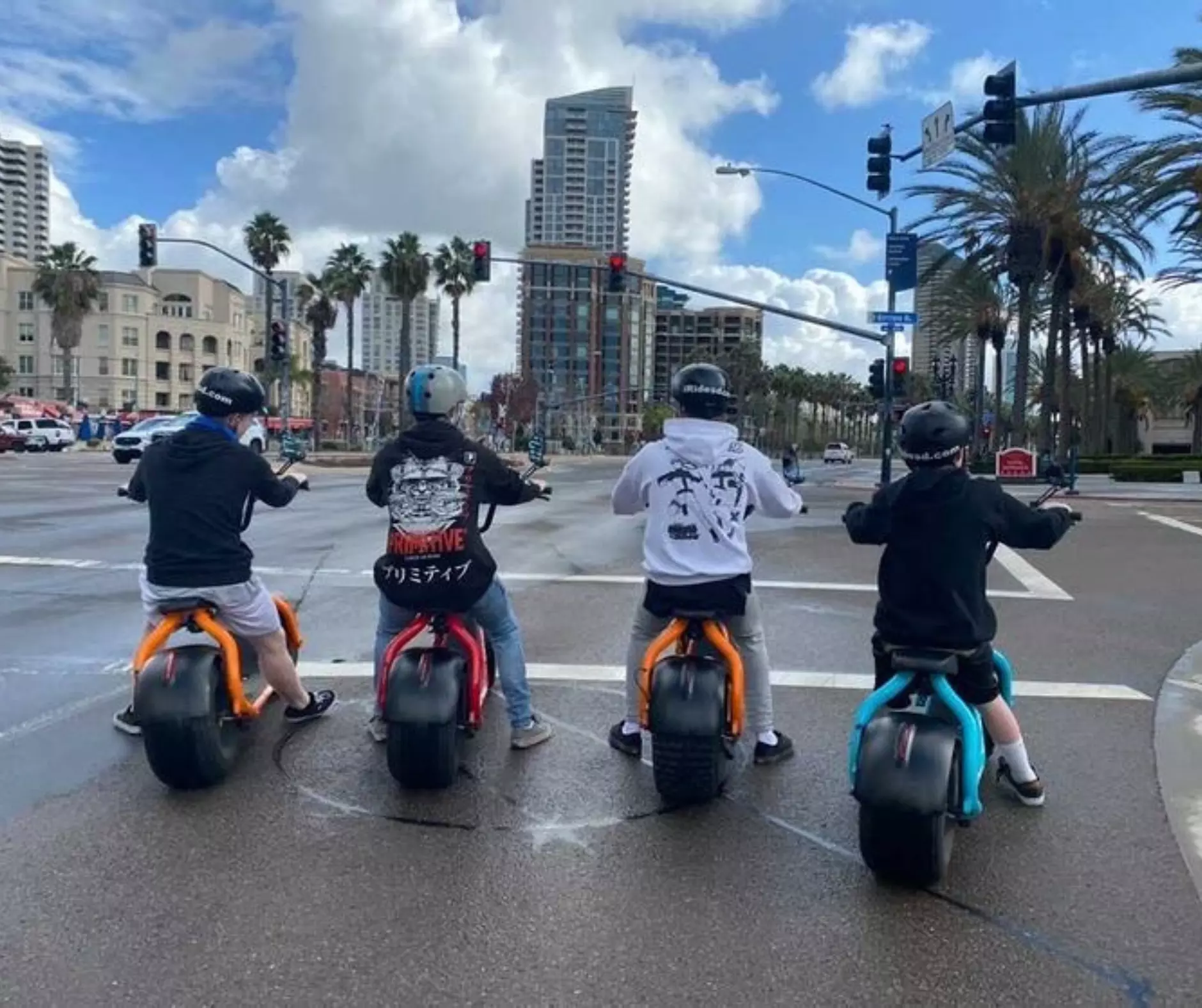 Enjoy 2- or 3-Hr | Downtown Las Vegas GPS-Guided Electric Scooter Tour