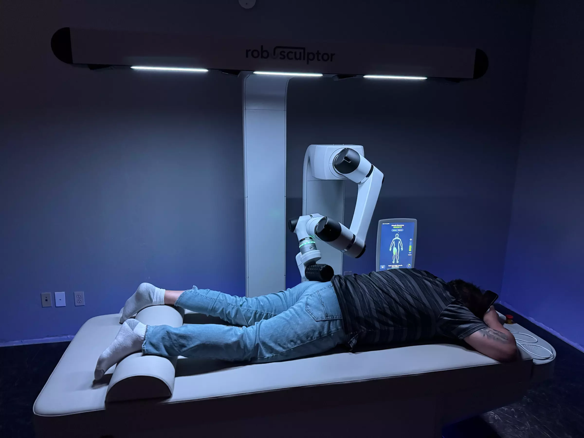 Lymphatic Drainage & Muscle Stimulation Massage: Lower/Upper/Full Body at Evolve Body Wellness (Up to 33% Off)