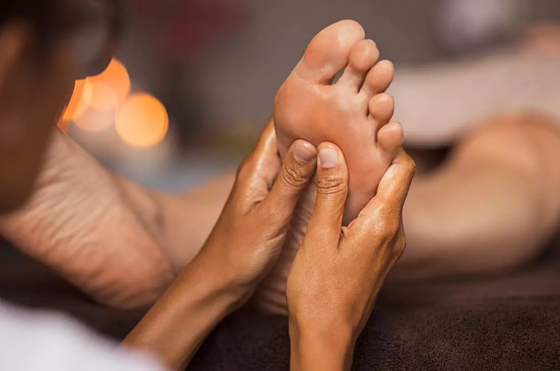 Up to 50% Off on Fish Pedicure at Oshi - Primary Image