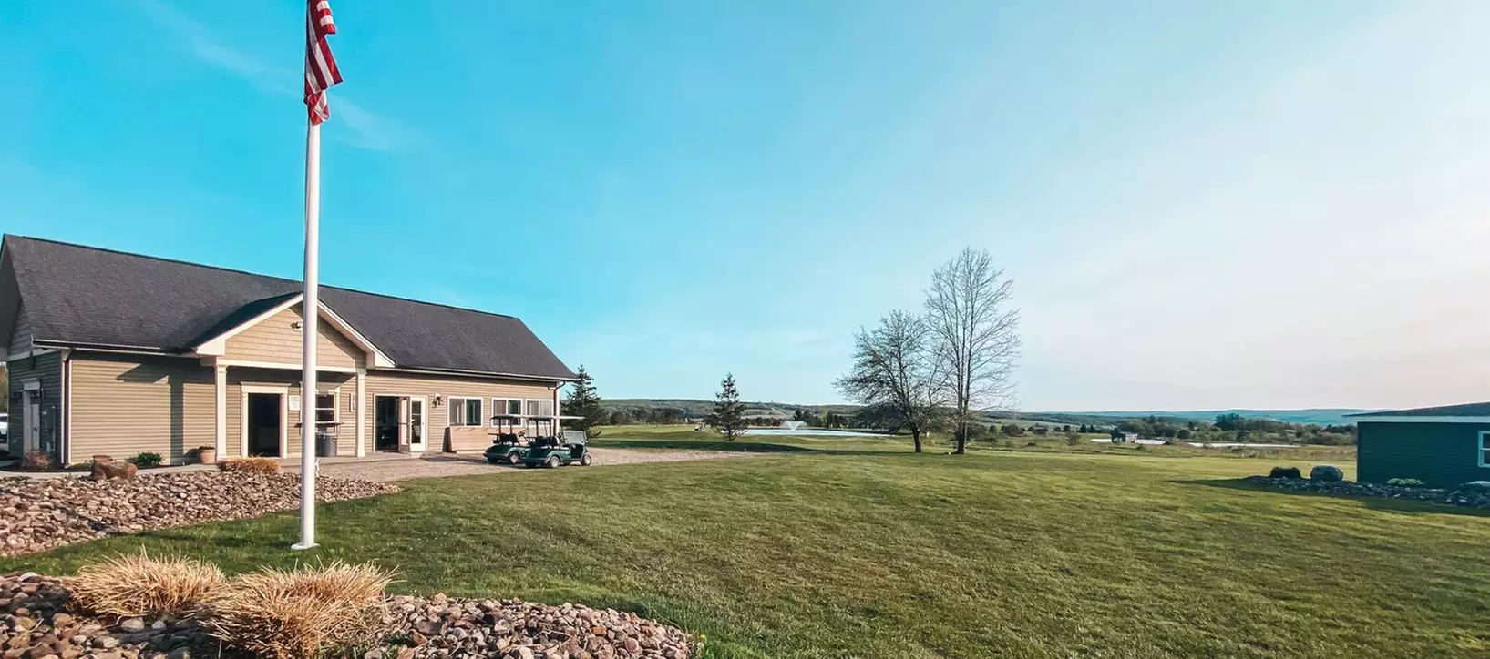 Tee Off your Day with Golf Rounds and Enjoy 9 or 18 Holes of Golf with Cart Rental at Spruce Ridge Golf Course