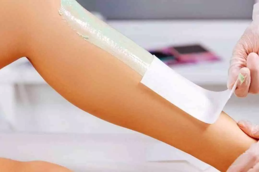 Full Body Wax (Legs/Arms/Underarms/Bikini/Upper Lip/Eyebrows) at Brunellas Beauty Stories (Up to 43% Off)