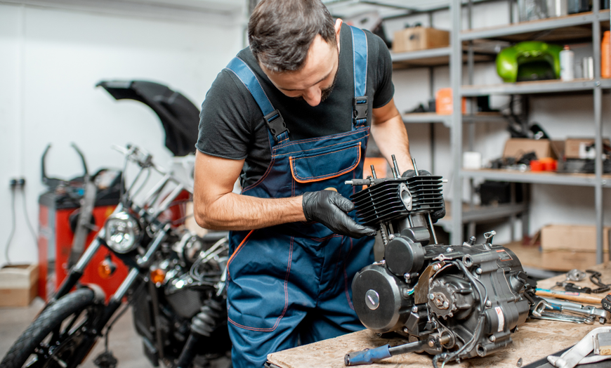 Image 1: Boost Your Skills in Engine Repair With a 10-Course Bundle