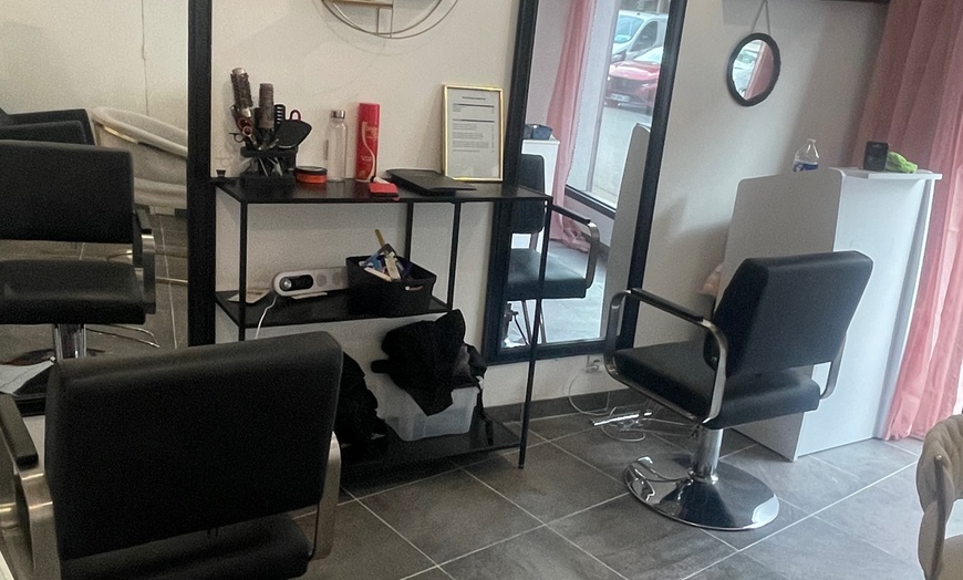 Image 1: Jusqu'à 43% de remise sur Épilation à la cire chez Jenny Beauty