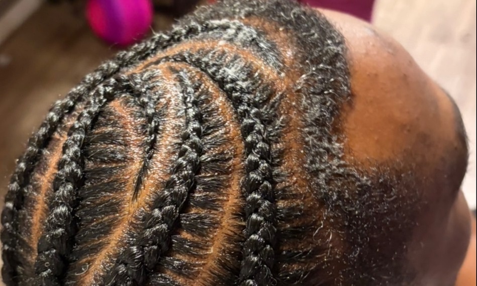 Small, Medium or Large Knotless or Kids Braids or 2-4 or 6-8 Feed Ins at Braidedupbynisee (Up to 55% Off)