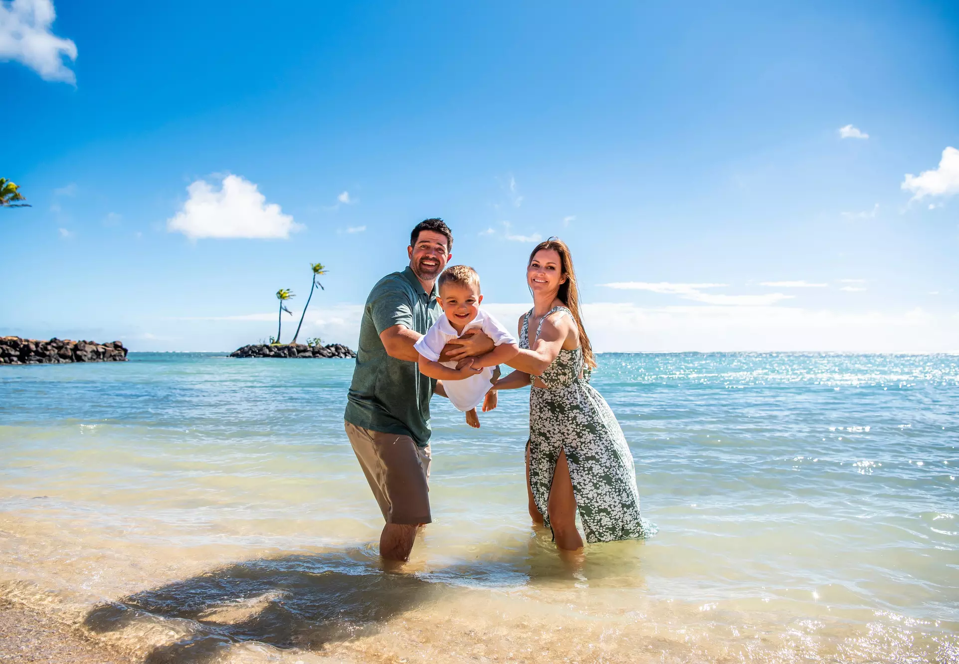 Up to 48% Off on Seasonal Photography at MW Oahu Photography