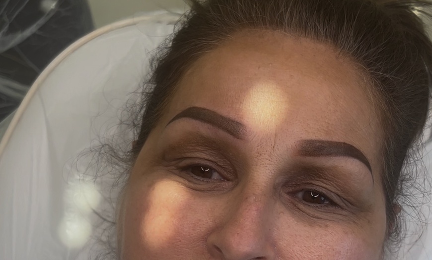 Image 5: Ombre Powder Brow Enhancement with Four–Eight Week Touch-Up