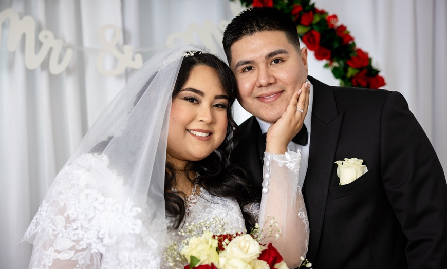 Image 7: Experience Richard Newman Photography's wedding photography, choose 4 or 6 hours with up to 49% off