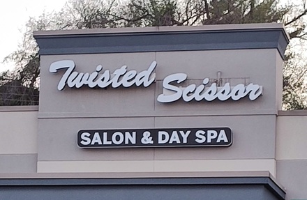 Women's Haircut and Blow Out - Monsthaira KC