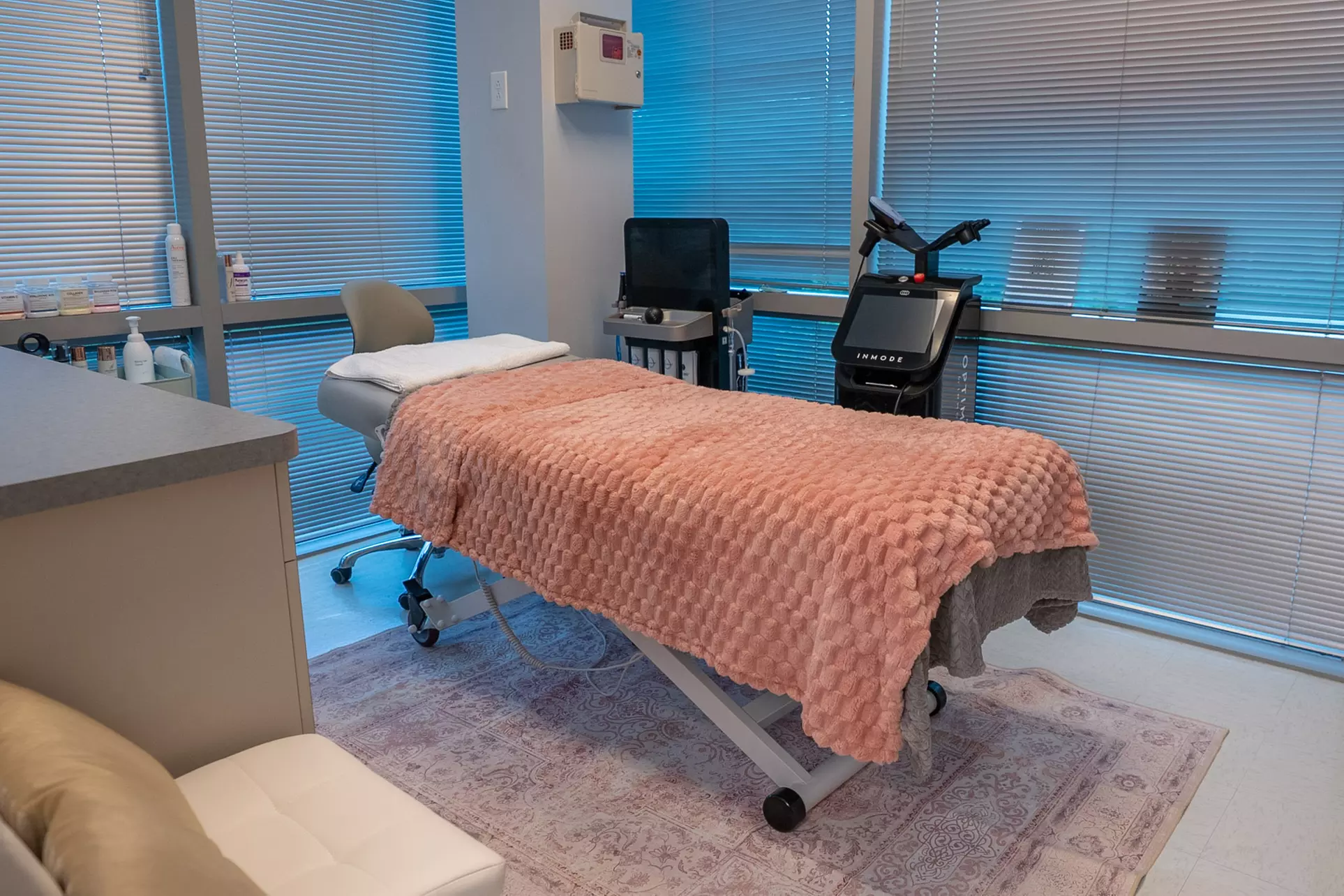 Get Radiant Skin with 1, 2, or 3 IPL Sessions - 10 Minutes Per Session