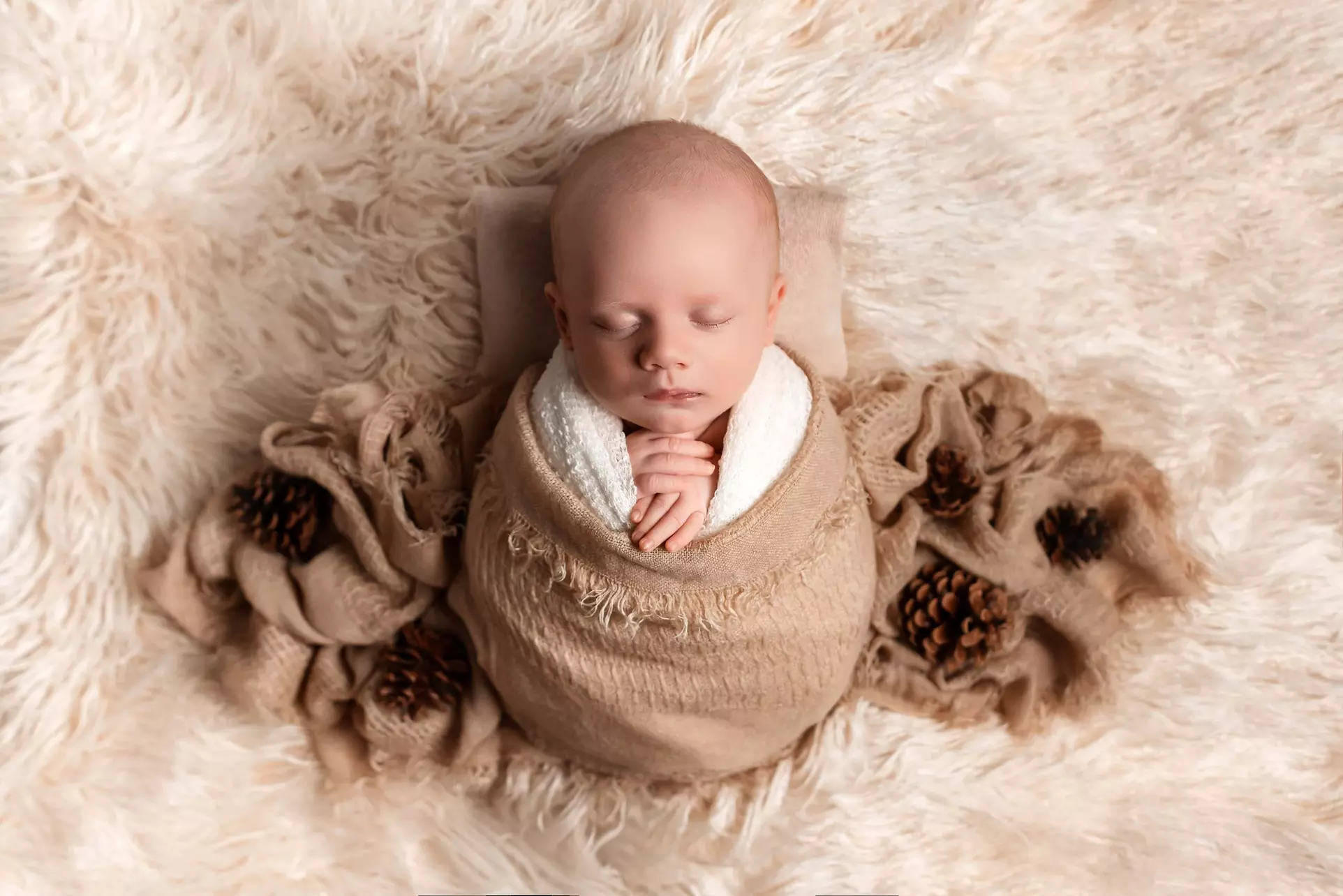 Celebrate your Child with In-Home Newborn Baby Photoshoot