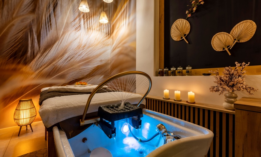 Image 1: Zanurz się w spokoju: rytuał Head Spa z masażem i pielęgnacją