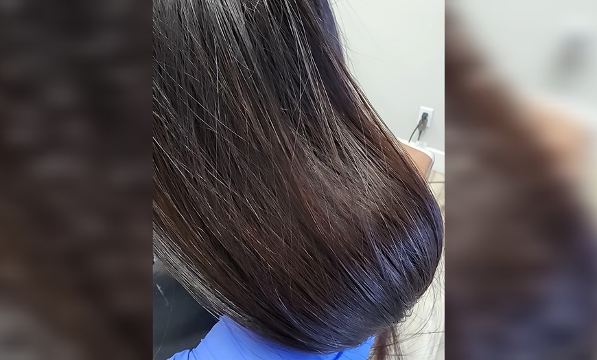 Image 2: Smooth and Manageable Hair with Keratherapy Treatment