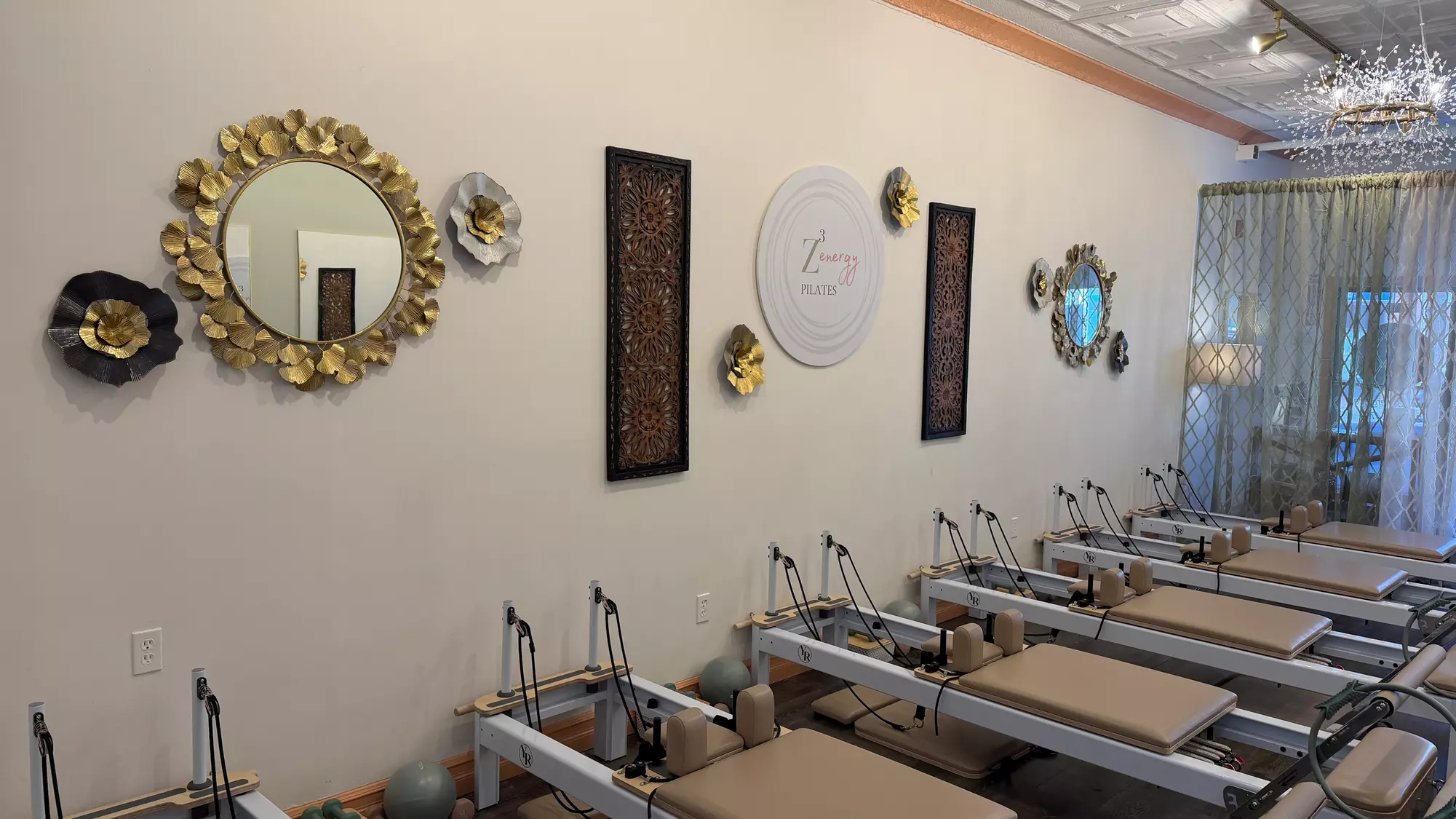 Choose between 3 or 5 Classes or 1 Month Limited Pilates Membership