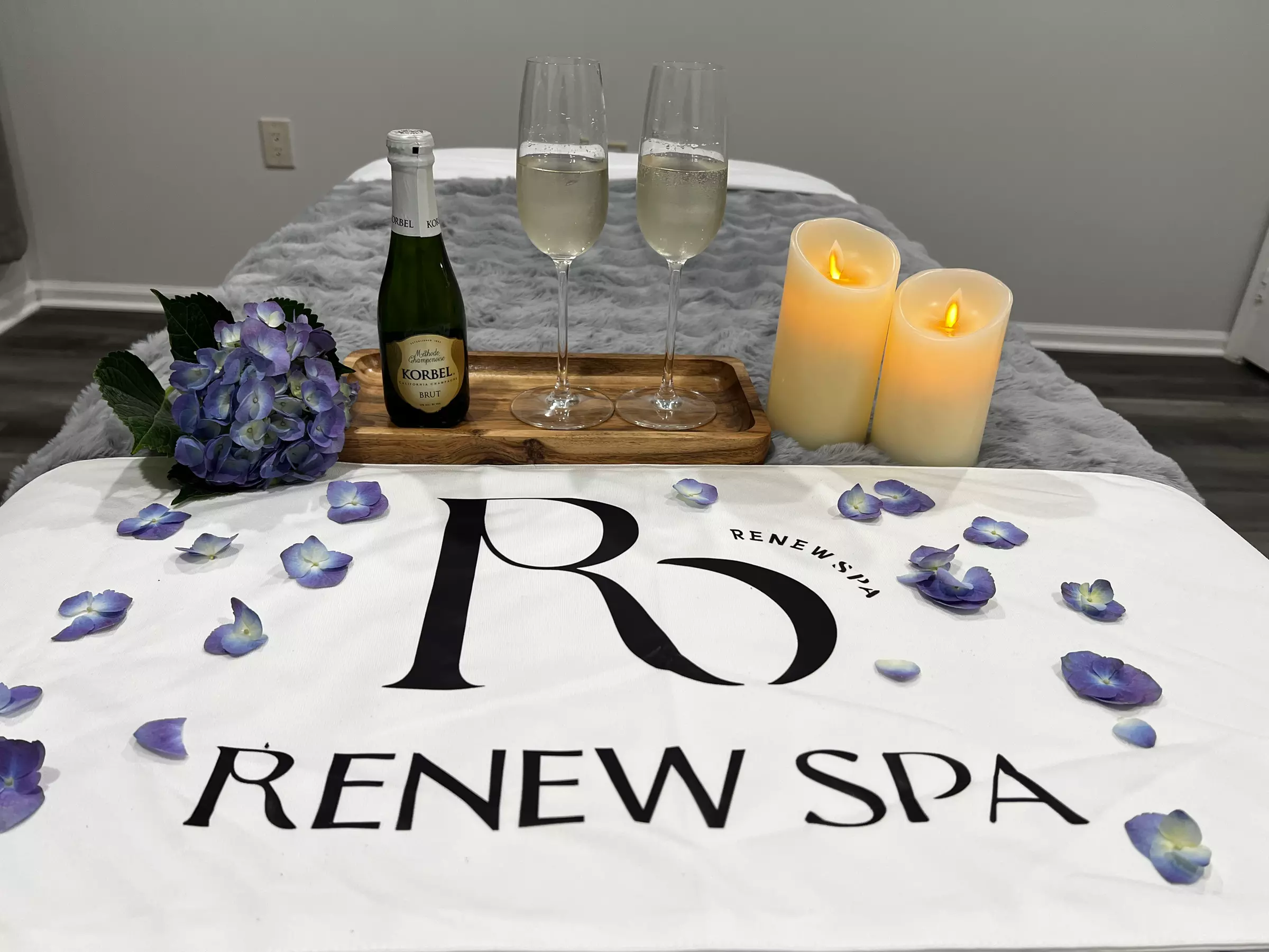Deluxe 120min Birthday Spa Package with Facial & Treats 