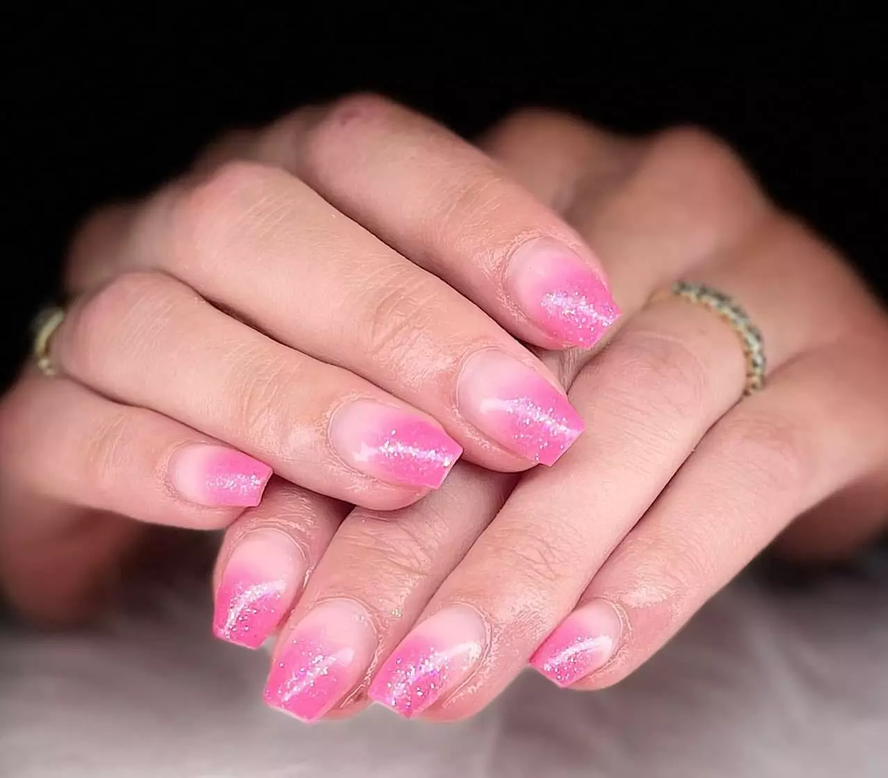 Sublimez vos mains ou pieds : pose complète, vernis semi-permanent ou gel sur ongles naturels avec MarineL’Onglerie 83 - Image 2