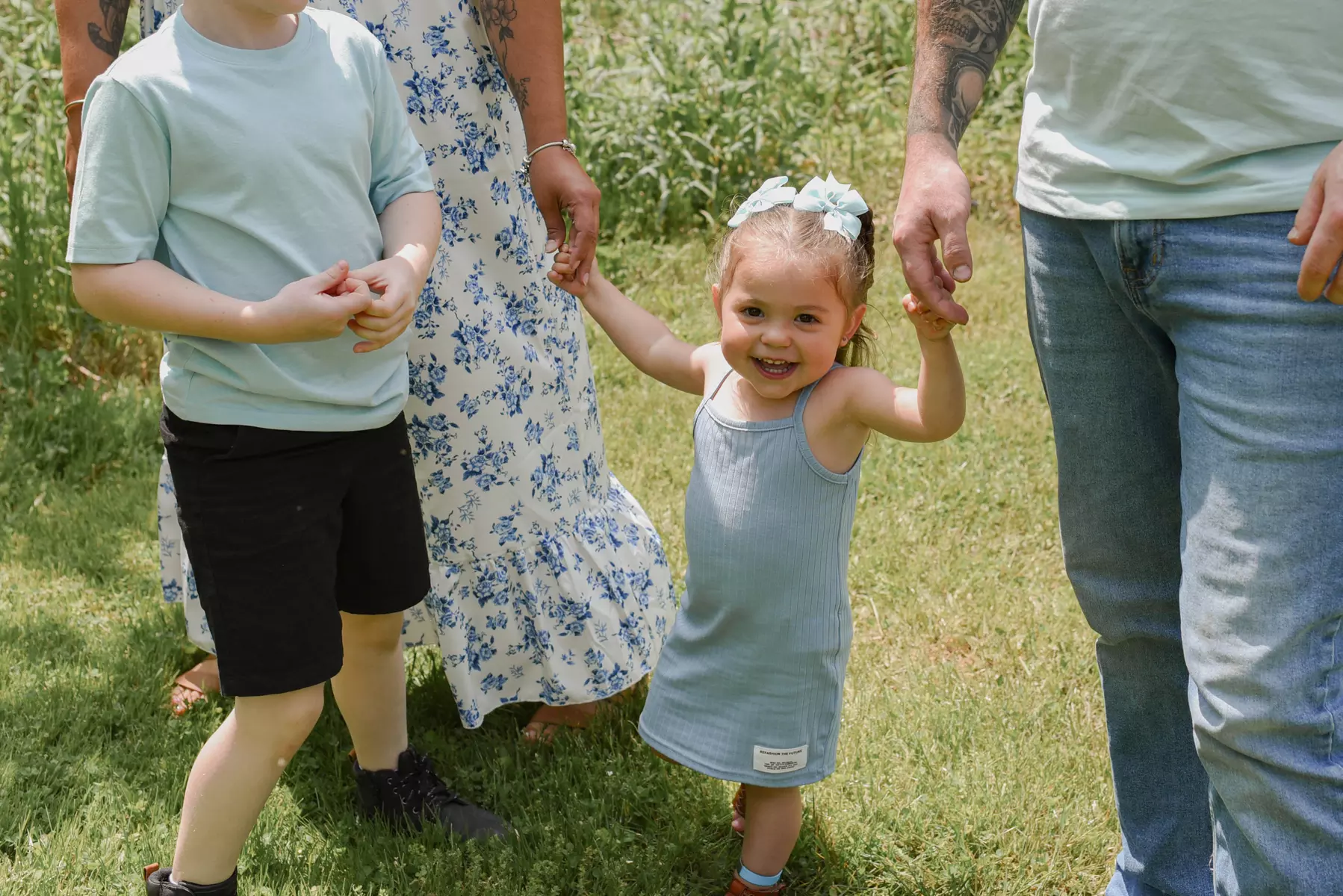 Capture Precious Moments with a 30min Outdoor Photo Shoot