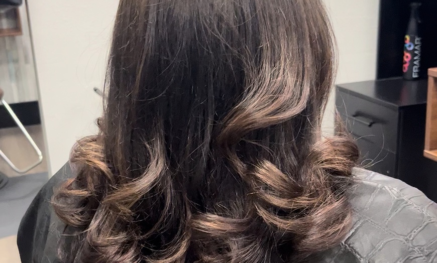Image 6: Root Touch-Up or Full Color for a Fresh Look 