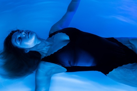 Pour 1 pers. : séance de flottaison d'1h - Cosmos - Centre de Flottaison et SPA