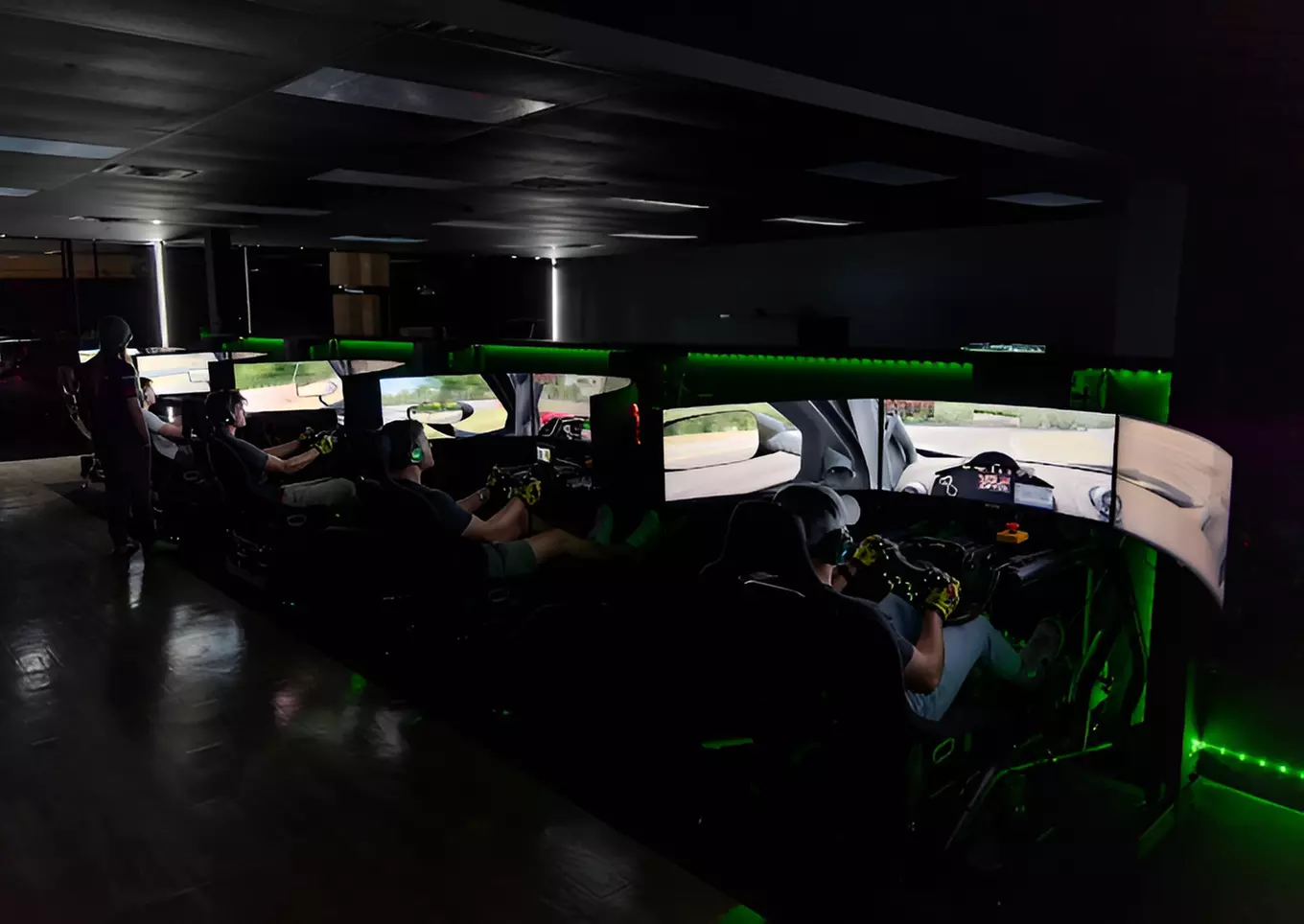 Full-Motion Racing Simulator Experience – Austin