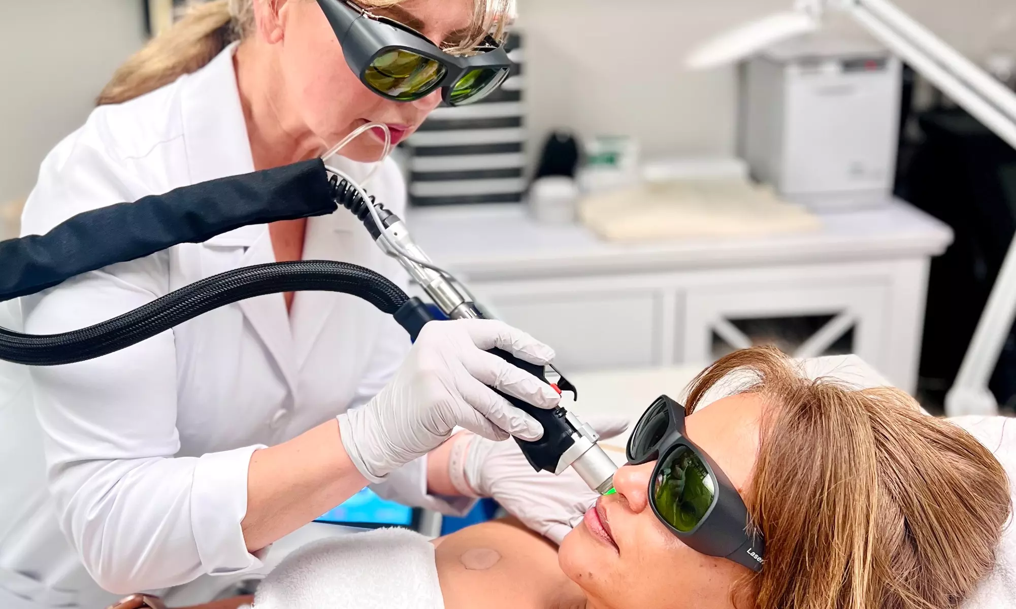 Three or Six Laser Hair Removal Sessions for a Small or Medium Areas