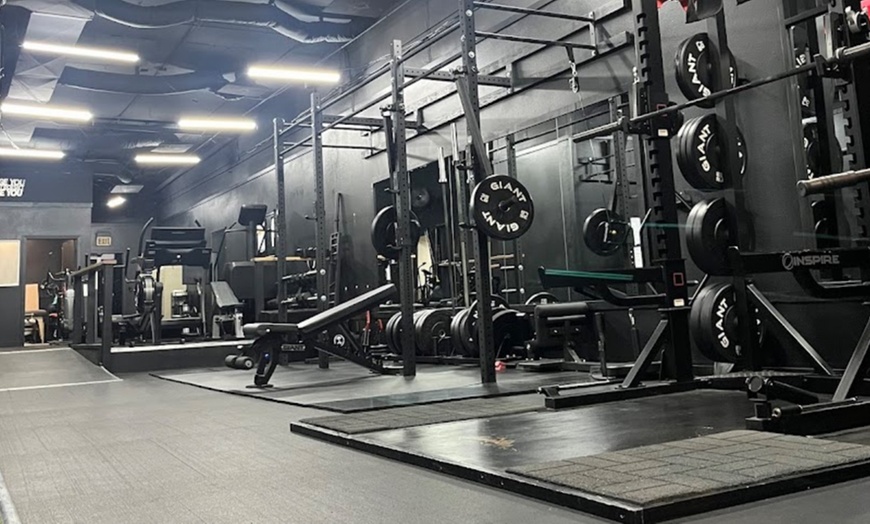 Image 2: Memeberships and Full Facility Access to Rainier Athletic Club