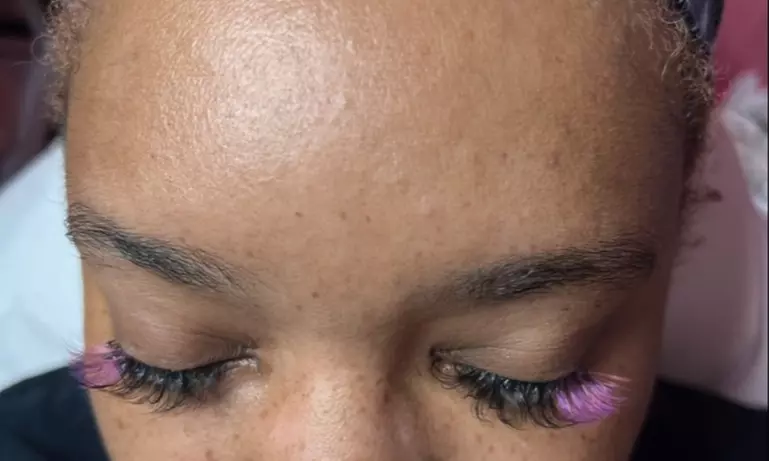 Up to 40% Off on Eyelash Extensions at Lizzie's Lashes