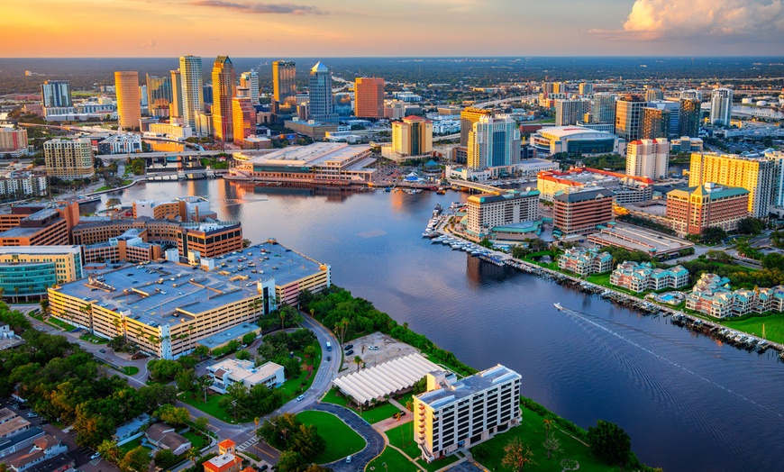 Image 7: Tampa Downtown Helicopter Tour for One (Doors On) 