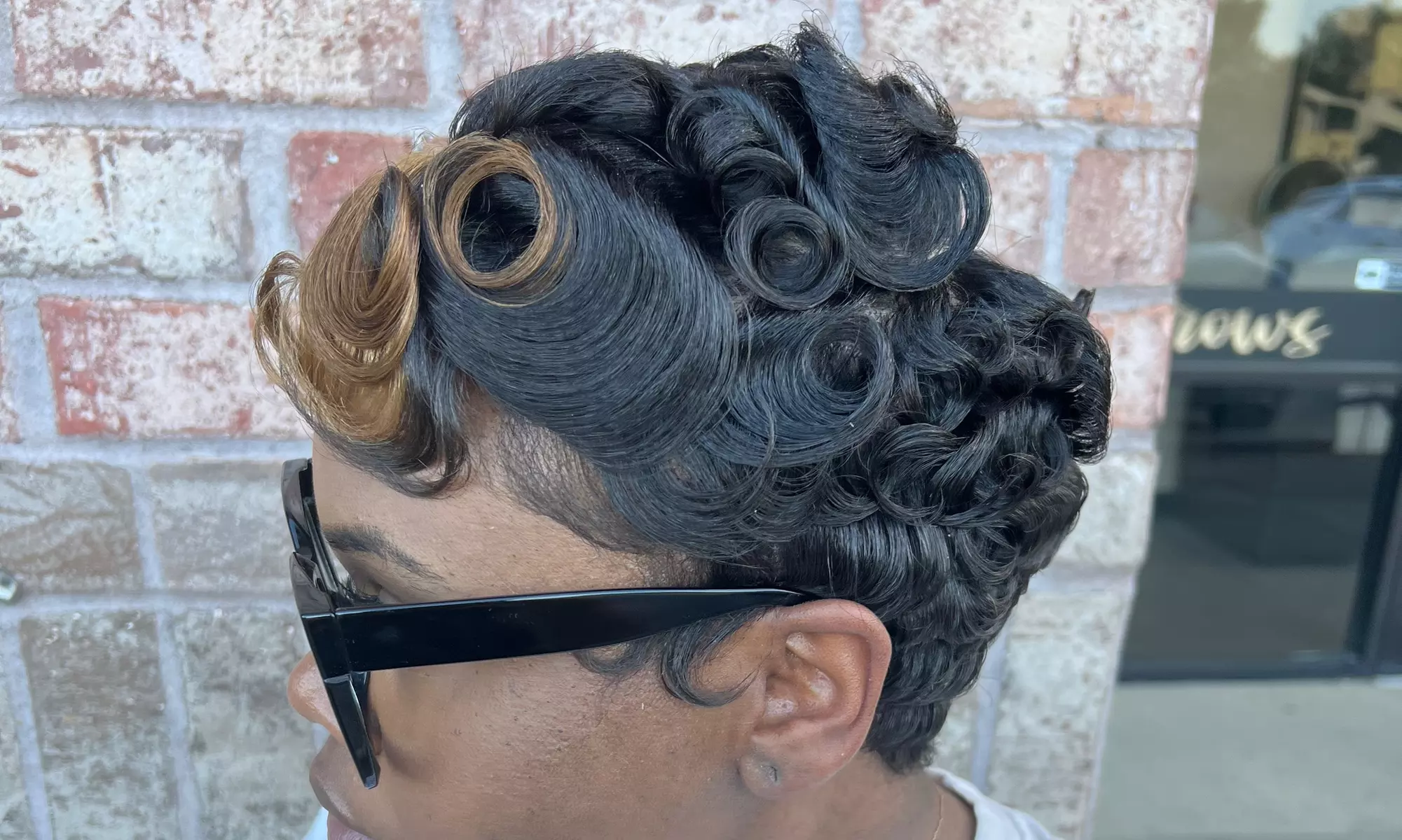 Discover the Executive Salon Session for Hair Styling