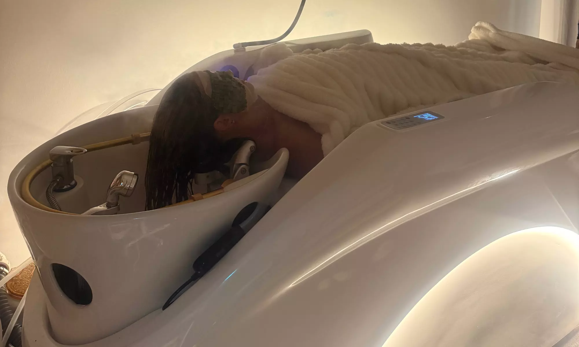 1.5 Hr Luxury Head Spa Treatment with Detox, Massage & Growth Therapy