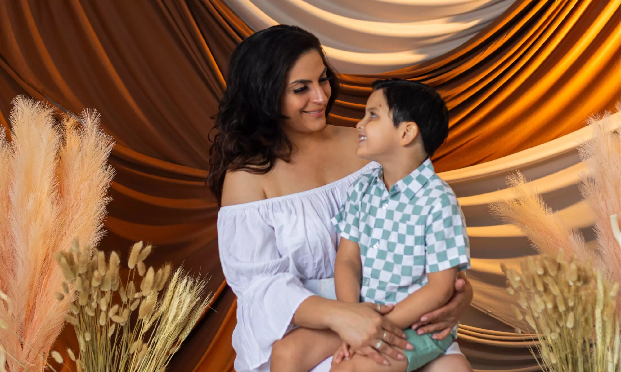Capture Memories: Mothers Day In-Studio Photography Session