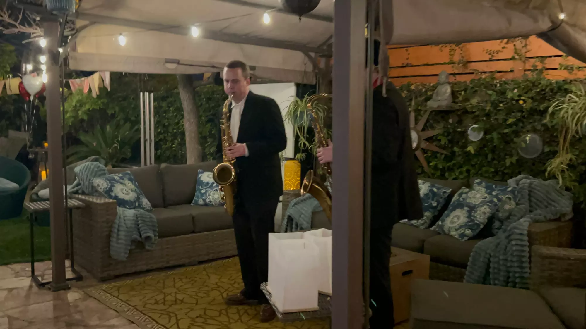 Weekend Dining: Starters, Mains, Desserts & Drinks