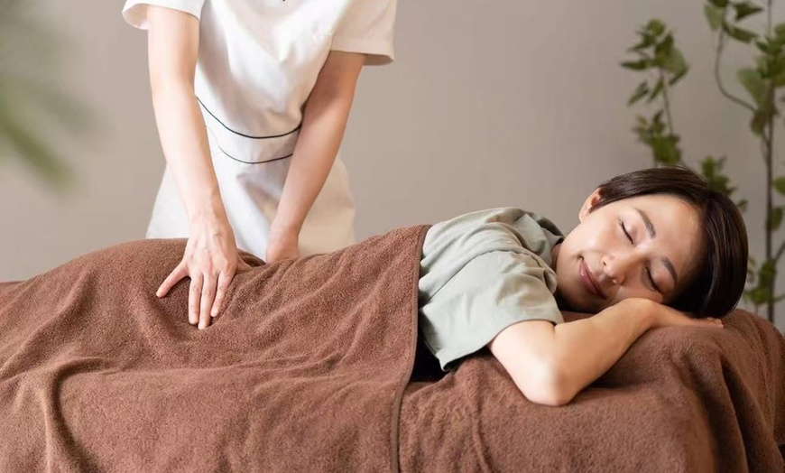 Image 3: 60 or 90-Min Deep Tissue Body Massage, 60-Min Couple Massage & More