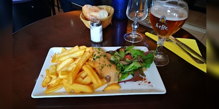 Pour 2 personnes : entrée et plat ou plat et dessert