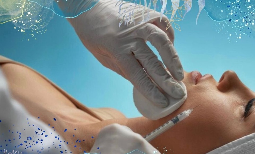 Image 8: 1 o 2 sesiones de mesoterapia facial o capilar con revisión incluida