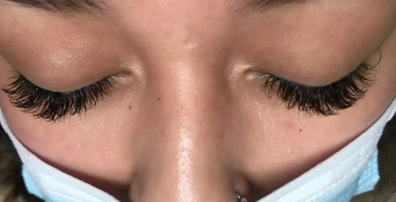Define with Full Set of Classic, Hybrid, or Volume Eyelash Extensions