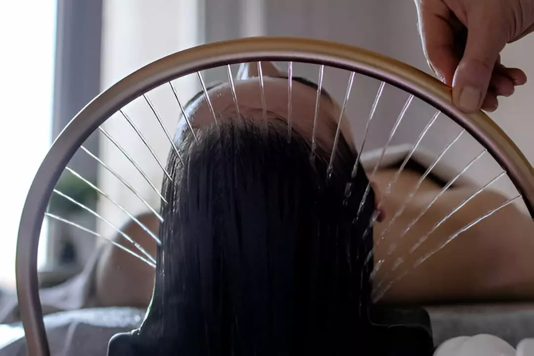 Cleansing Head Spas & Facials for Revitalized Radiance & Softer Hair